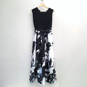 Betsy & Adam Abstract Print Gown With Satin Bow
